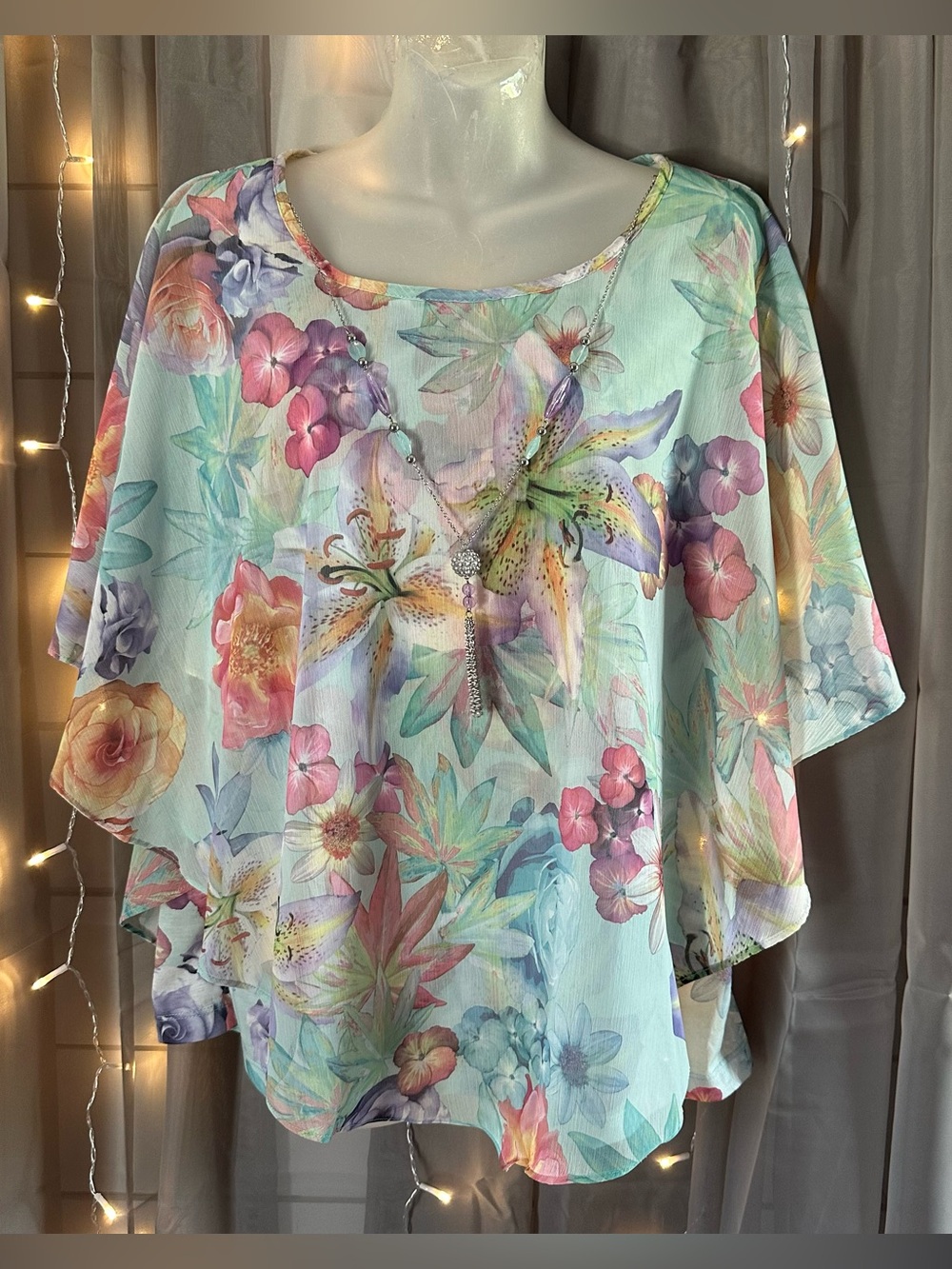 Women’s Alfred Dunner floral flowy blouse w/beaded necklace sz 14